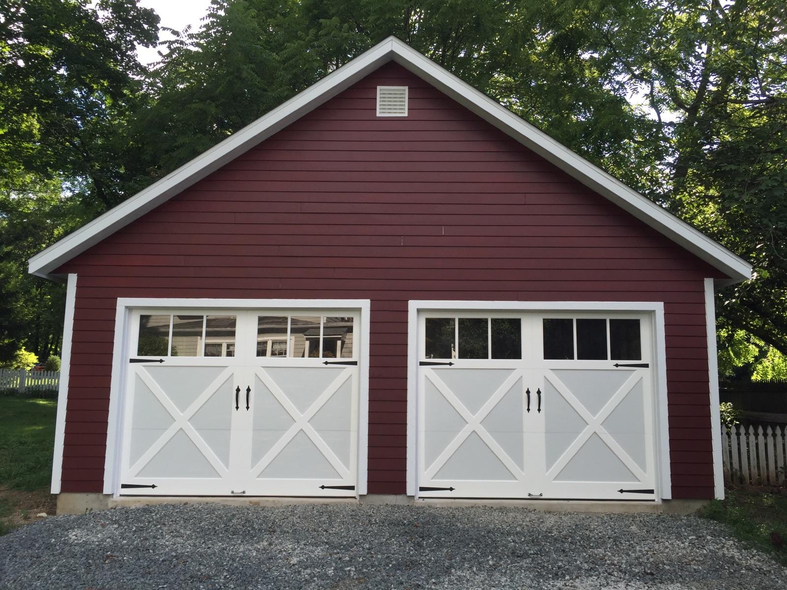 24x24-with-LP-SmarLap-Siding-CSX-Carriage-Style-garage-doors-and-8-12-attic-truss-package-2